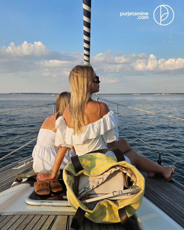 Sünnipäev, tüdrukuteõhtu või lihtsalt põhjus tähistada 🥂
Merel on kõik parem.

Broneeri privaatne purjereis:
📨info@purjetamine.com
🌐 purjetamine.com

#tallinn #purjetamine #visitestonia #giftcard #elamusmerel #loomehetki #sailing #sea